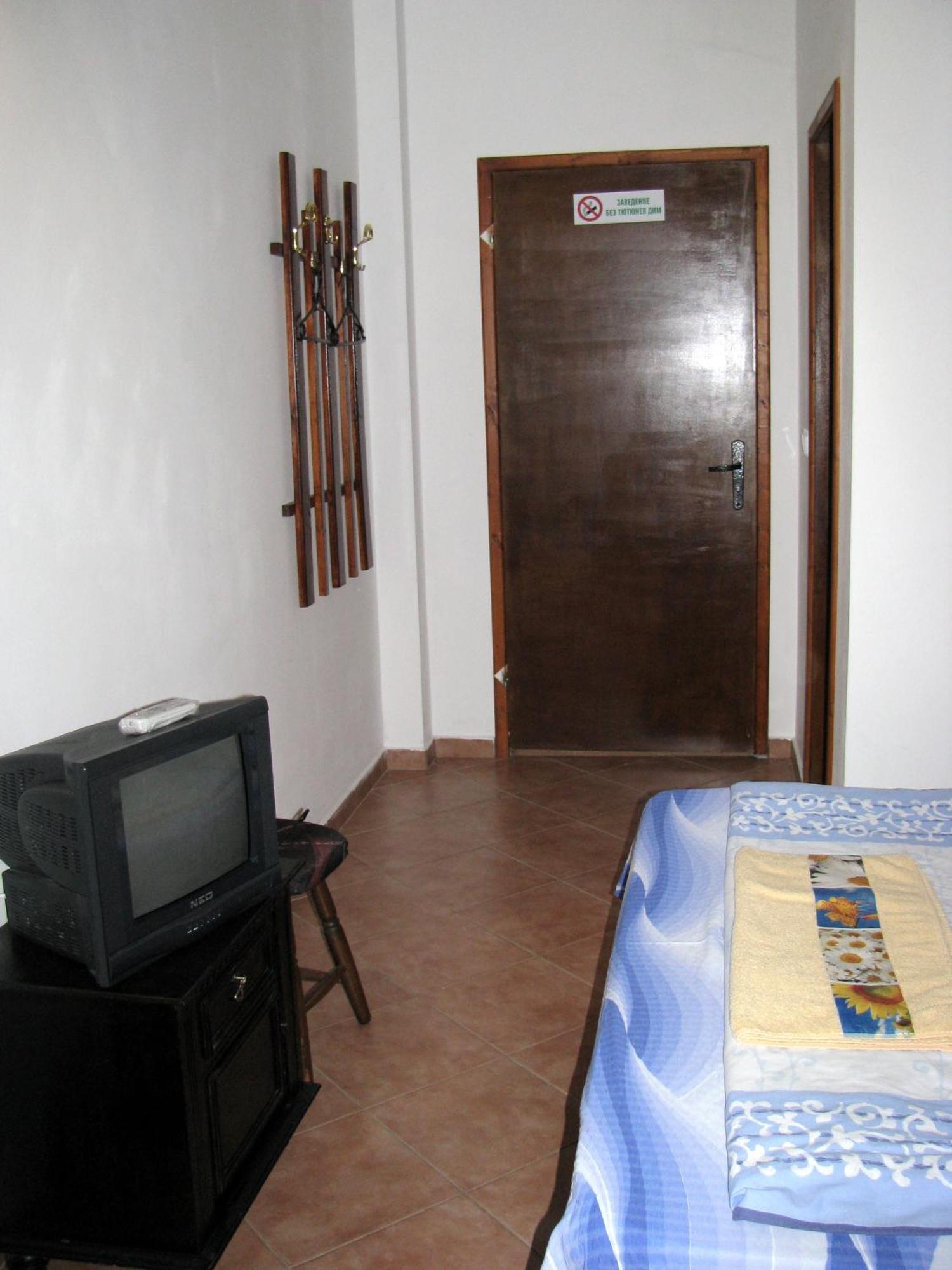 Guest House Familia Samovodene Экстерьер фото