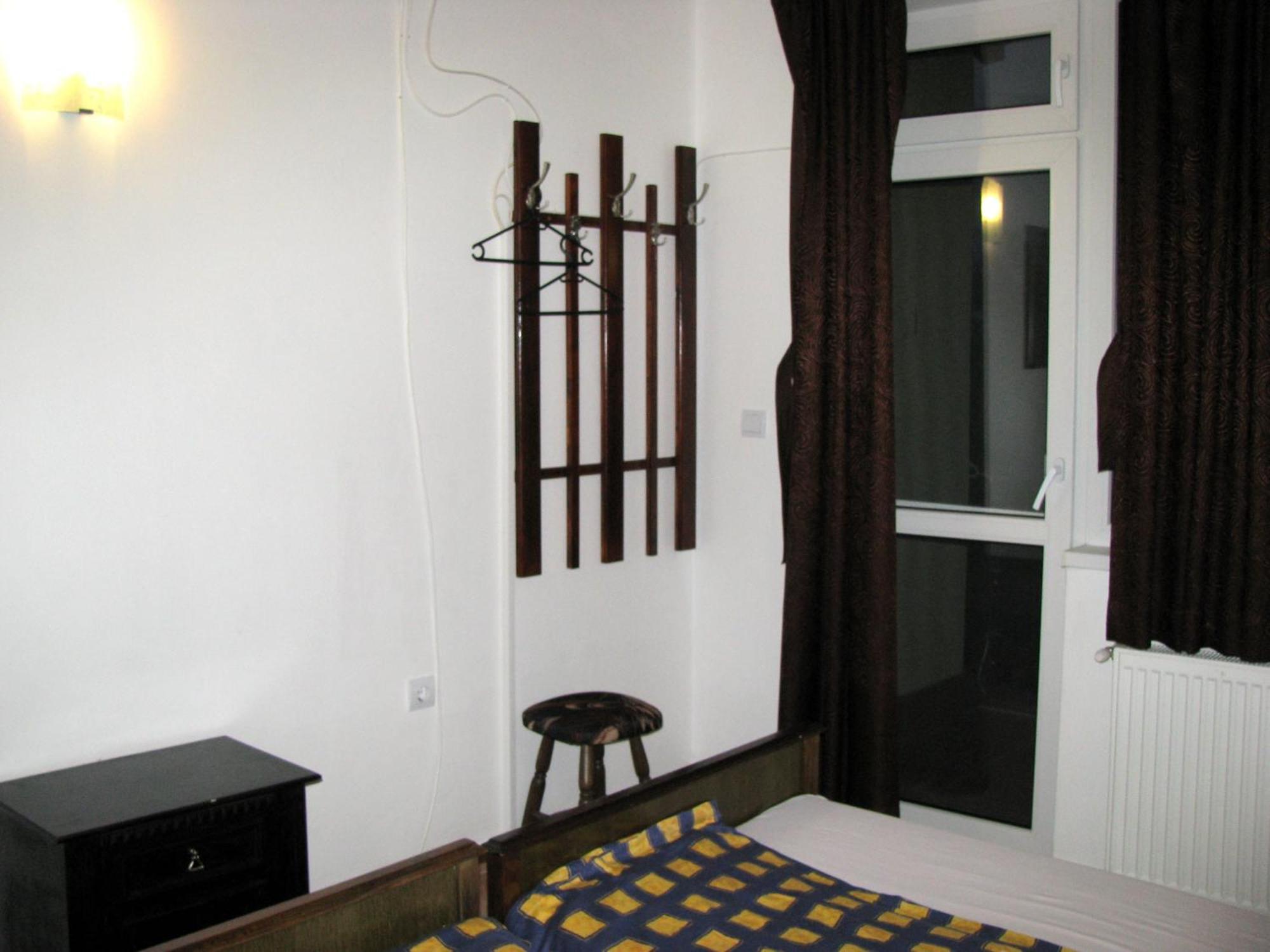 Guest House Familia Samovodene Экстерьер фото