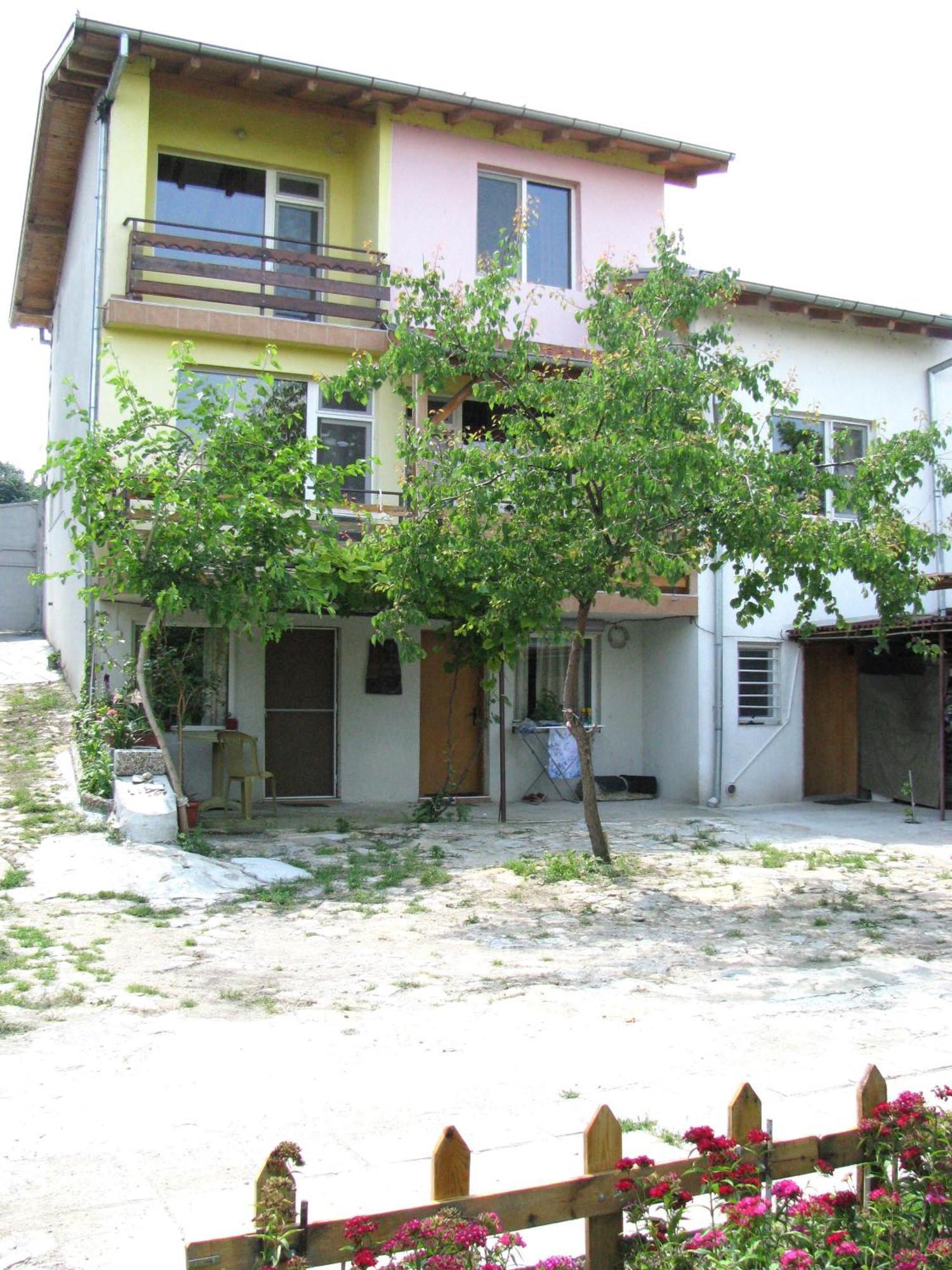 Guest House Familia Samovodene Экстерьер фото